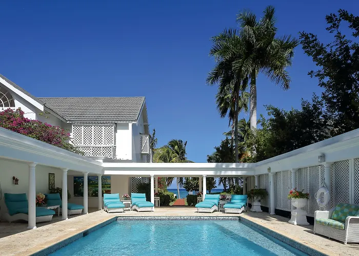 Half Moon Resort 5*
